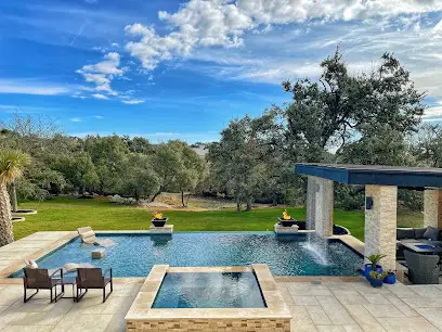 Backyard Vacation Oasis – pool builder in New Braunfels, TX